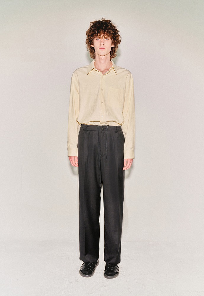 Textured Crepe Long-sleeve Shirts_ Pale Yellow